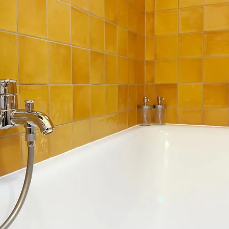 Ferienwohnung Big Flat With Fresh Renovation, Free Parking, Sonyps, Netflix Duisburg Exterior foto