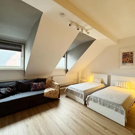 Ferienwohnung Big Flat With Fresh Renovation, Free Parking, Sonyps, Netflix Duisburg Exterior foto