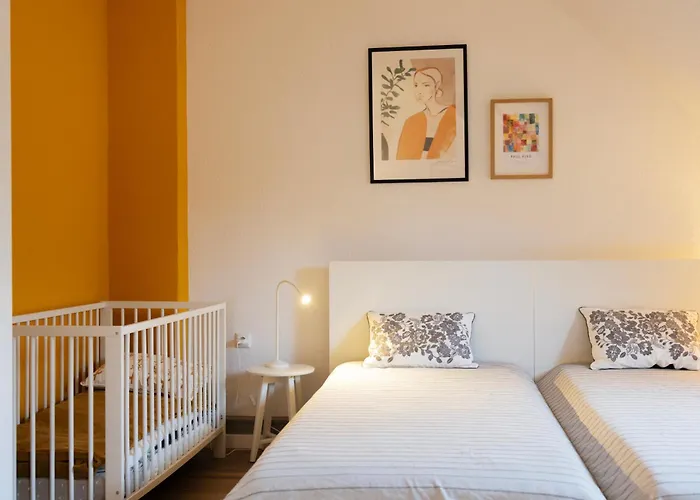 Big Flat With Fresh Renovation, Free Parking, Sonyps, Netflix