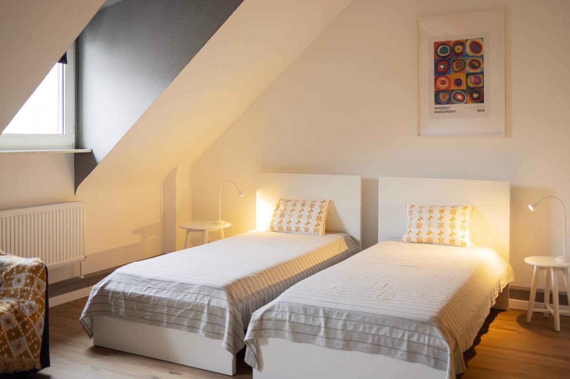 Big Flat With Fresh Renovation, Free Parking, Sonyps, Netflix Апартаменты Дуйсбург